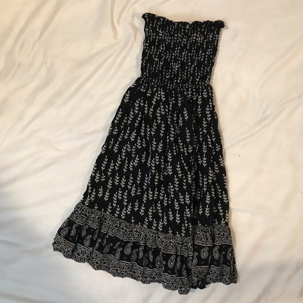 Strapless dress/swimsuit cover up